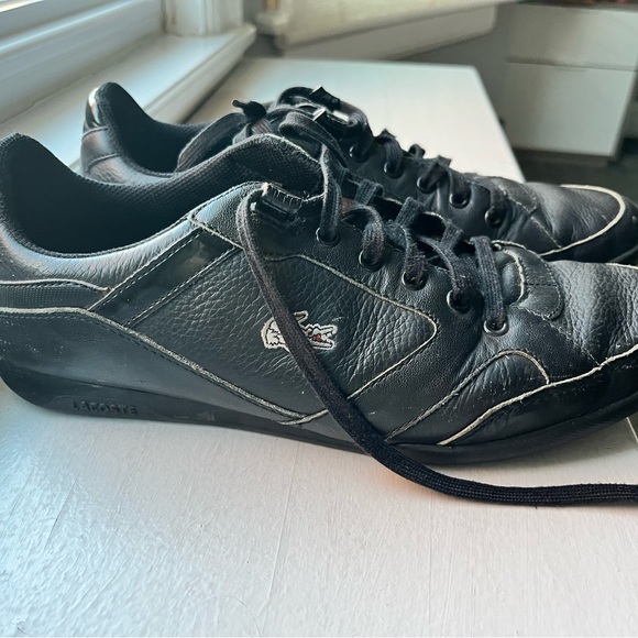 Men’s Lacoste tennis style sneakers size 9.5 - Picture 2 of 5